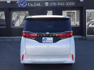 TOYOTA ALPHARD - 5