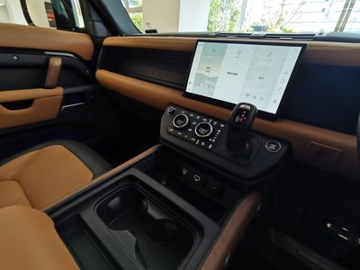 صورة مصغرة 44 لـ 2022 LAND Rover DEFENDER