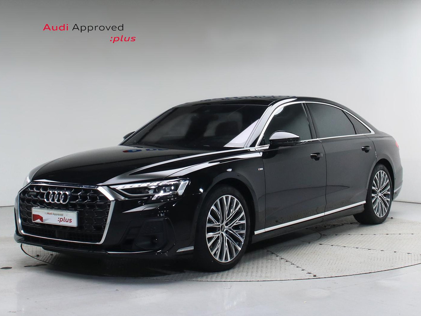 AUDI A8 - View 1