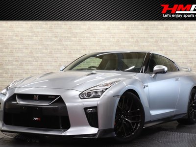 NISSAN GT-R