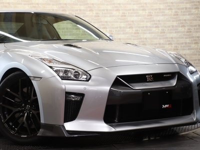 NISSAN GT-R - 6