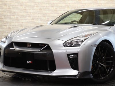 NISSAN GT-R - 3