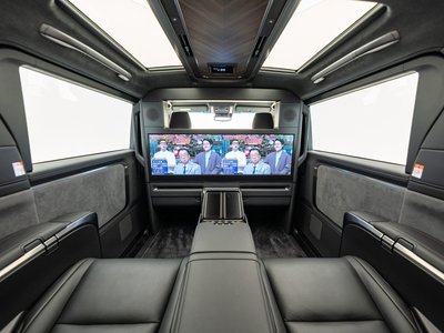 2024 Lexus LM — миниатюра 42