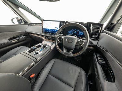 2024 Lexus LM — миниатюра 22