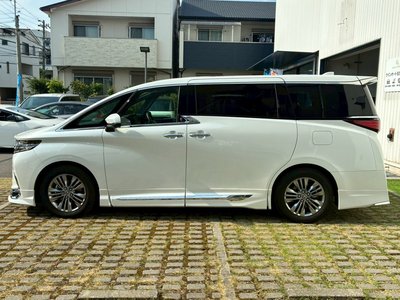 2025 Toyota ALPHARD — миниатюра 29
