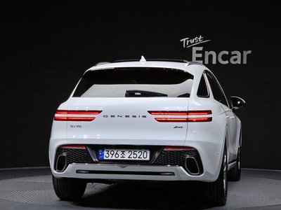 2023 Genesis GV70 photo 3