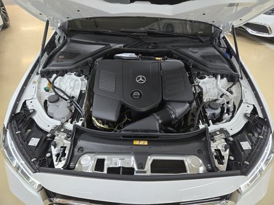 MERCEDES-BENZ E-CLASS - 10