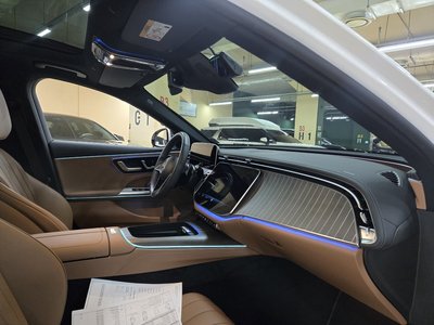 MERCEDES-BENZ E-CLASS - 7