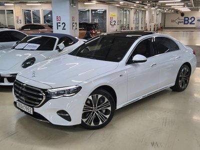 MERCEDES-BENZ E-CLASS - 1
