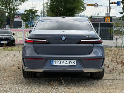 BMW 7 SERIES - 3