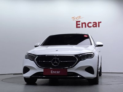 MERCEDES-BENZ E-CLASS - 2