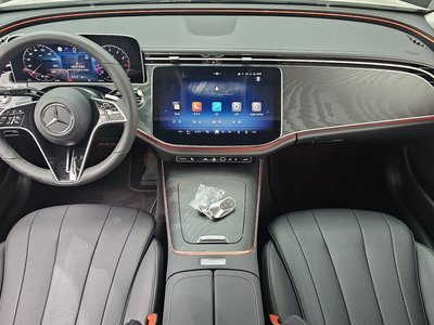 MERCEDES-BENZ E-CLASS - 5