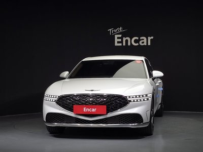 صورة 2 لـ 2022 Genesis G90 (RS4)