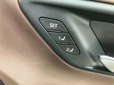 2023 Toyota CROWN CROSSOVER 照片 6