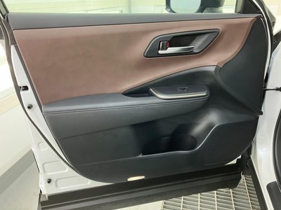 صورة مصغرة 37 لـ 2023 Toyota CROWN CROSSOVER