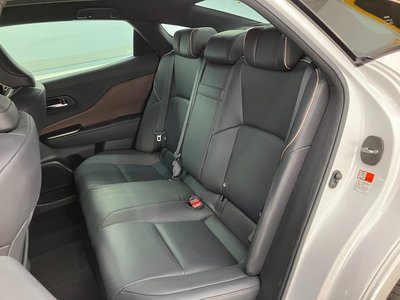 صورة مصغرة 56 لـ 2023 Toyota CROWN CROSSOVER