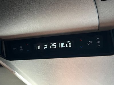 صورة مصغرة 49 لـ 2024 Toyota VELLFIRE