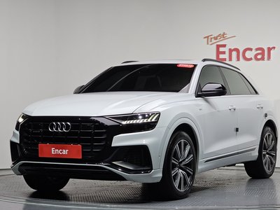 2021 AUDI Q8 照片 1