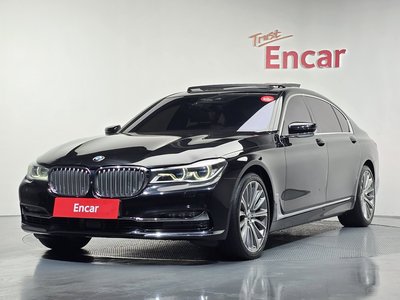 BMW 7 SERIES