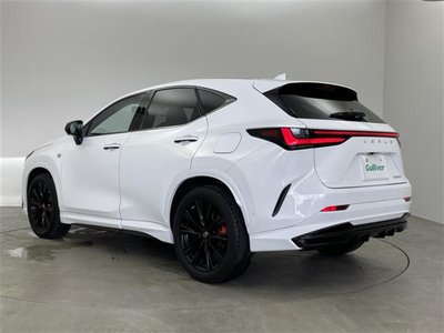 صورة مصغرة 43 لـ 2021 Lexus NX