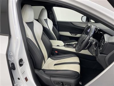 صورة مصغرة 23 لـ 2021 Lexus NX