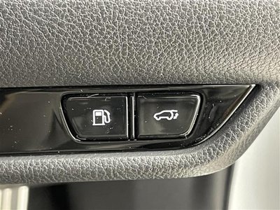 صورة مصغرة 21 لـ 2021 Lexus NX