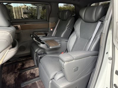صورة مصغرة 64 لـ 2024 Toyota VELLFIRE