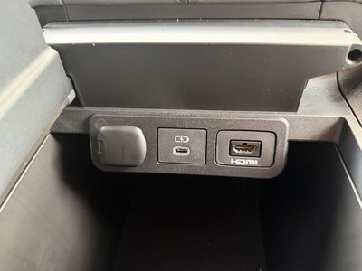 صورة مصغرة 24 لـ 2024 Toyota VELLFIRE