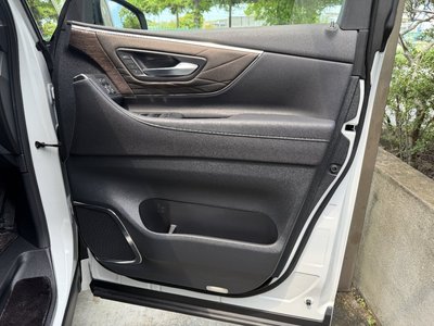 صورة مصغرة 47 لـ 2024 Toyota VELLFIRE