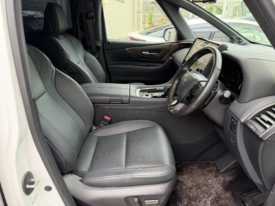 صورة مصغرة 44 لـ 2024 Toyota VELLFIRE