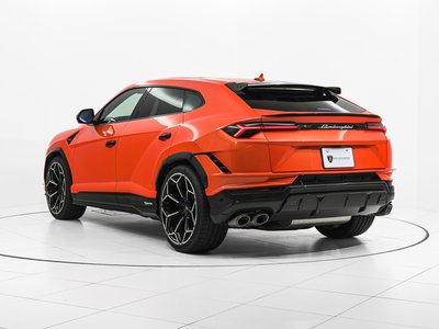 صورة 6 لـ 2025 Lamborghini URUS