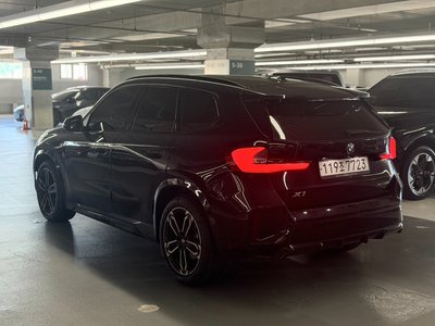 2025 BMW X1 photo 3