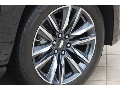 CADILLAC ESCALADE - 9