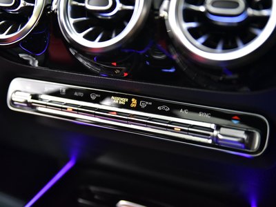 2022 Mercedes-BENZ GLA AMG — миниатюра 57