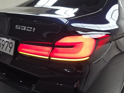BMW 5 SERIES - 10