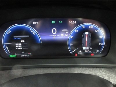 TOYOTA CROWN CROSSOVER - 9