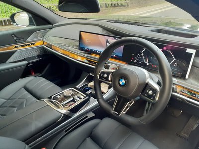 BMW 7 SERIES - 7