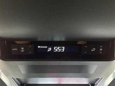 2024 Toyota ALPHARD — миниатюра 17