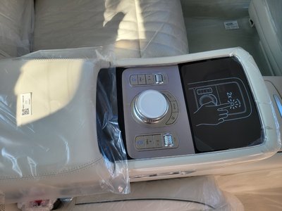 2025 Genesis G90 (RS4) 照片 1