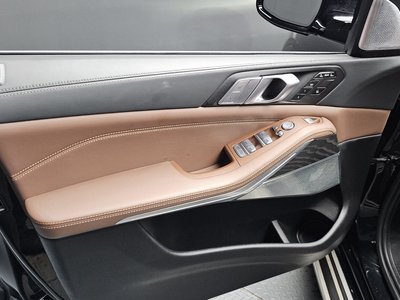 2021 BMW X7 — миниатюра 14