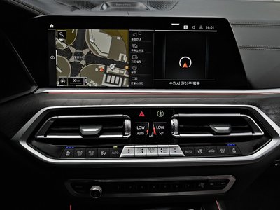 2021 BMW X7 — миниатюра 19