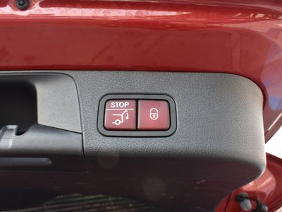 MERCEDES-BENZ GLB - 9