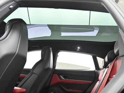 صورة مصغرة 19 لـ 2025 Porsche TAYCAN