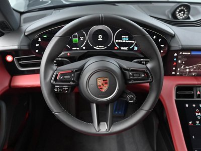 صورة مصغرة 13 لـ 2025 Porsche TAYCAN