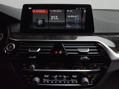 2017 BMW 5 SERIES 缩略图 33