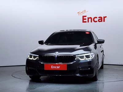 2017 BMW 5 SERIES 照片 2