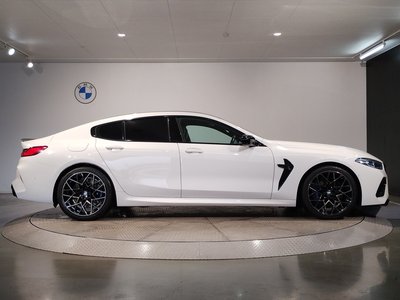 2021 BMW M8 GRAN COUPE — миниатюра 31