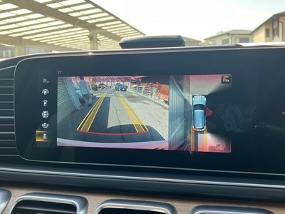 MERCEDES-BENZ GLE - 10