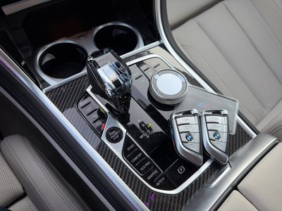 BMW 8 SERIES - 7