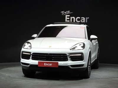 2022 Porsche CAYENNE 照片 2